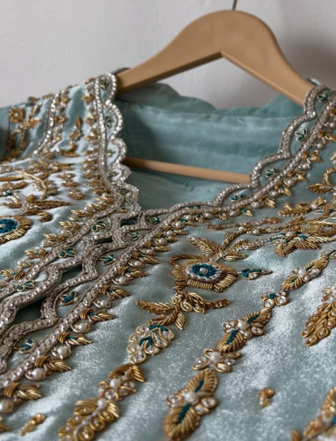 Party wear dress - Image 3